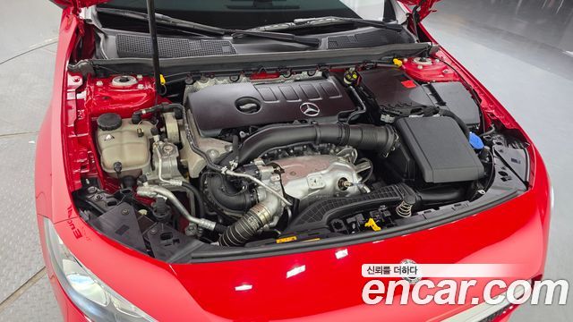 Mercedes-Benz A-Class 2019 — photo 6