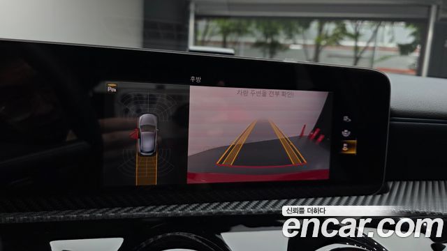 Mercedes-Benz A-Class 2019 — photo 22