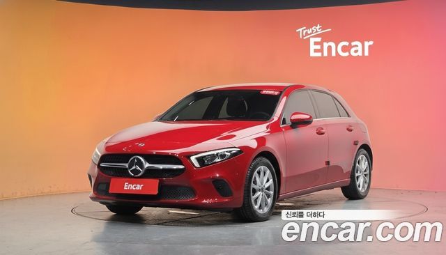 Mercedes-Benz A-Class 2019 — photo 1