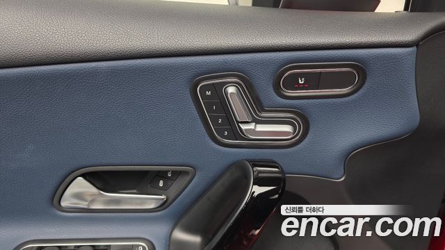 Mercedes-Benz A-Class 2019 — photo 27
