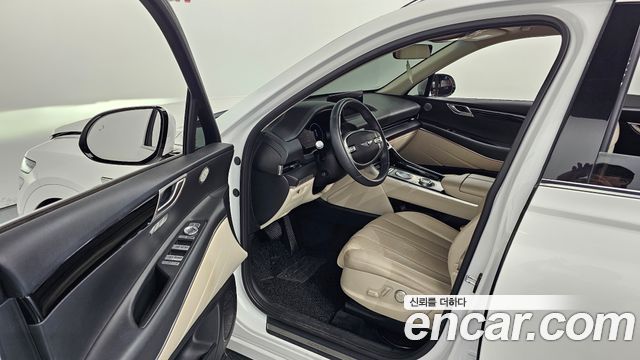 Genesis GV80 2020 — photo 13