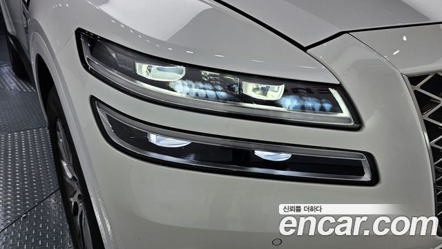 Genesis GV80 2020 — photo 8