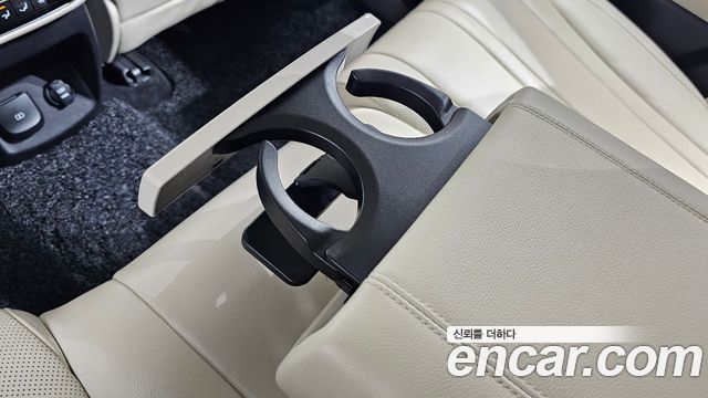 Genesis GV80 2020 — photo 29