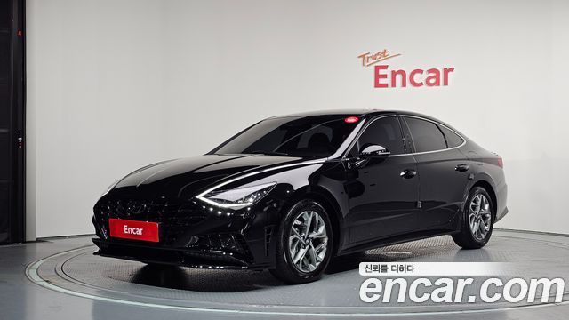 Hyundai Sonata 2022 — photo 1