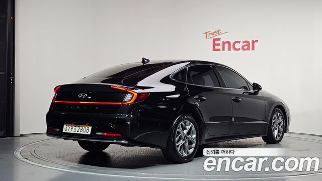 Hyundai Sonata 2022 — photo 2