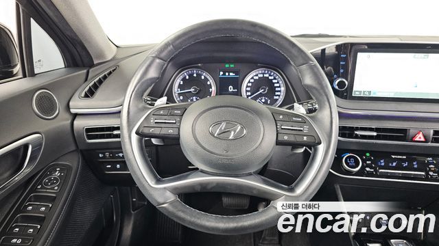 Hyundai Sonata 2022 — photo 13