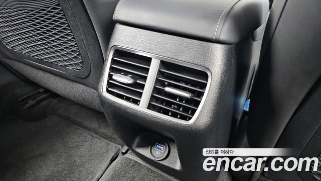 Hyundai Sonata 2022 — photo 19