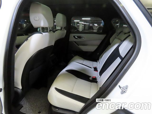 Land Rover Range Rover Velar 2018 — photo 7