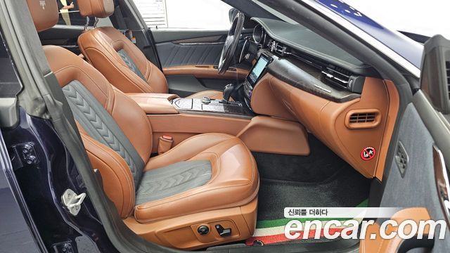 Maserati Quattroporte 2018 — photo 16