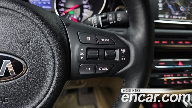Kia Canival 2018 — photo 22