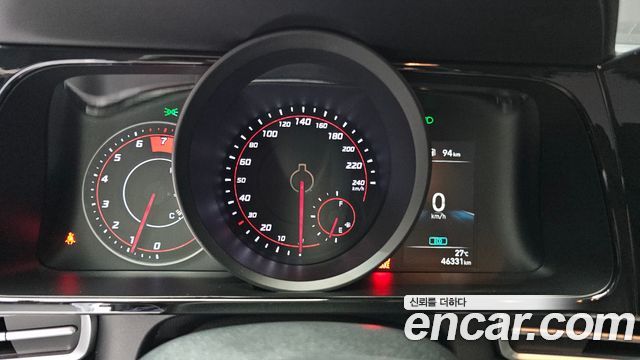 Hyundai AVANTE 2023 — photo 11