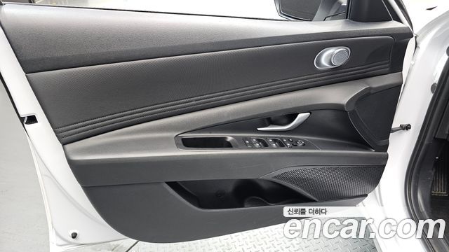 Hyundai AVANTE 2023 — photo 14