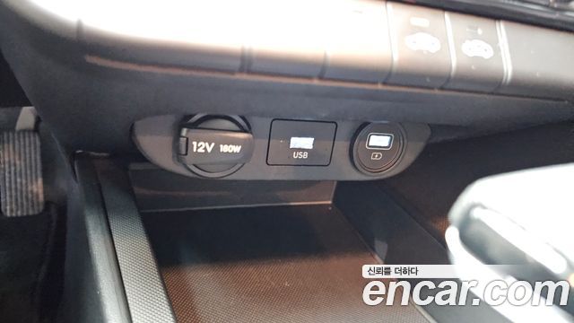 Hyundai AVANTE 2023 — photo 28