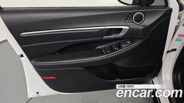 Hyundai Sonata 2022 — photo 14