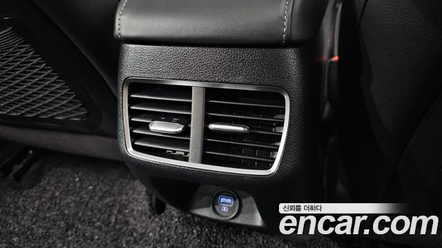 Hyundai Sonata 2022 — photo 31