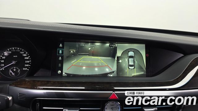 Genesis G90 2019 — photo 15