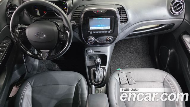 Renault Korea QM3 2015 — photo 7