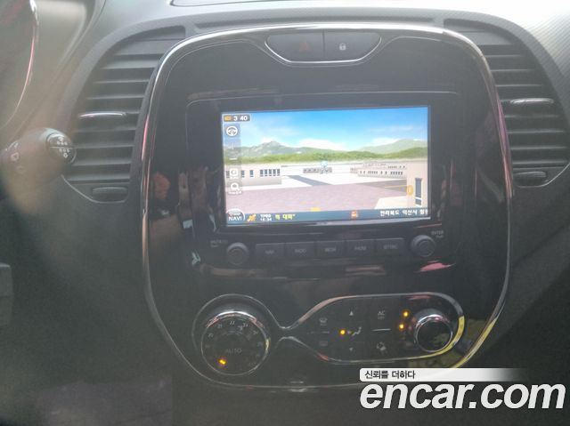 Renault Korea QM3 2015 — photo 16