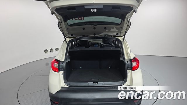 Renault Korea QM3 2015 — photo 20