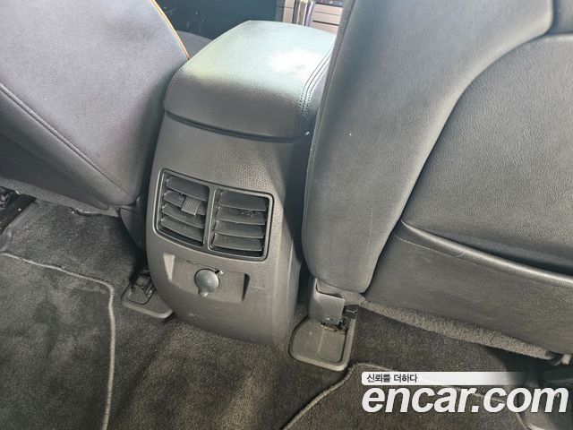 Lincoln MKX 2010 — photo 18