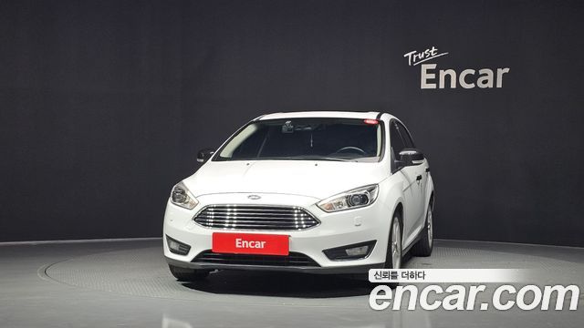 Ford Focus 2016 — photo 3