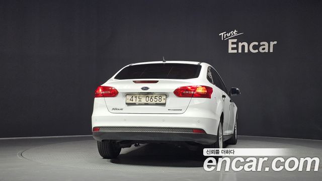 Ford Focus 2016 — photo 4