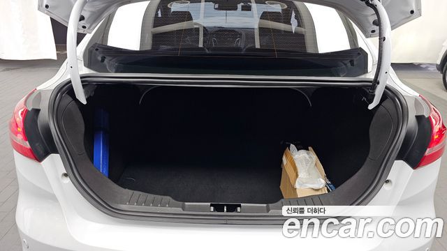 Ford Focus 2016 — photo 20