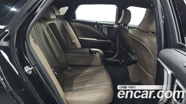 Kia K8 2023 — photo 18