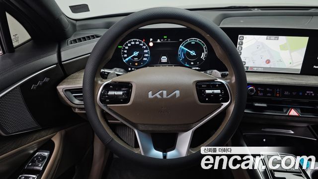 Kia K8 2023 — photo 19