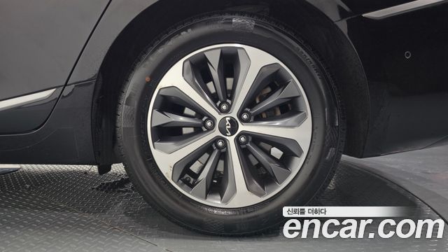 Kia K8 2023 — photo 7