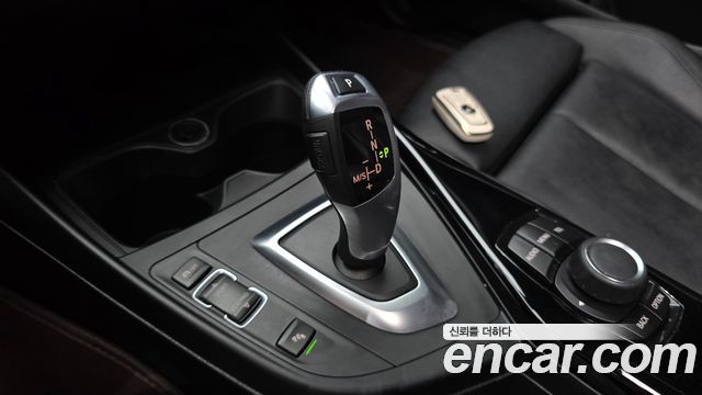 BMW 1-Series 2017 — photo 9