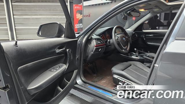 BMW 1-Series 2017 — photo 10