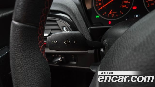 BMW 1-Series 2017 — photo 20