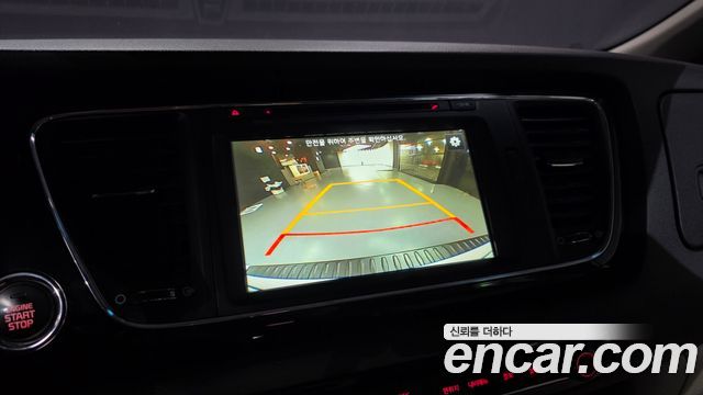 Kia Canival 2016 — photo 15