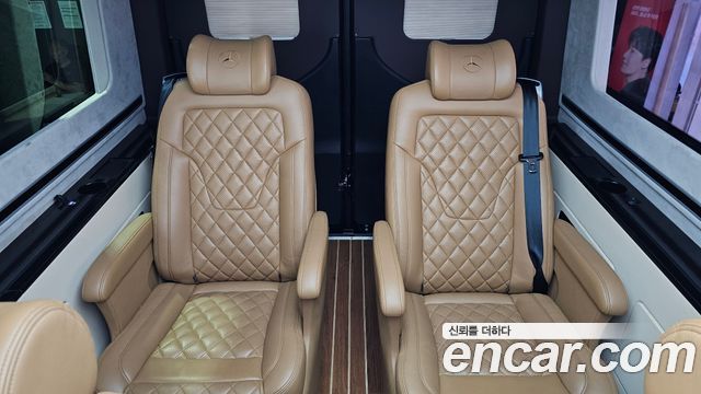 Mercedes-Benz Sprinter 2019 — photo 19