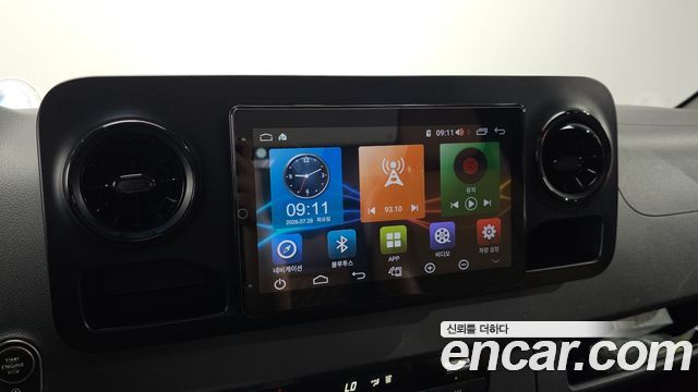 Mercedes-Benz Sprinter 2019 — photo 24