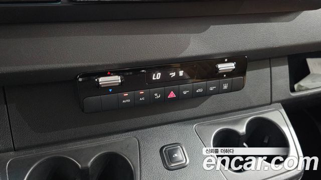 Mercedes-Benz Sprinter 2019 — photo 25