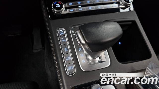 Genesis G90 2021 — photo 26