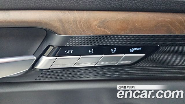 Genesis G90 2021 — photo 38