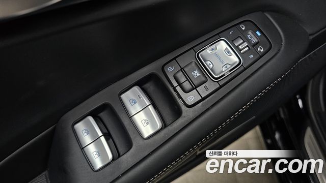 Genesis G90 2021 — photo 39