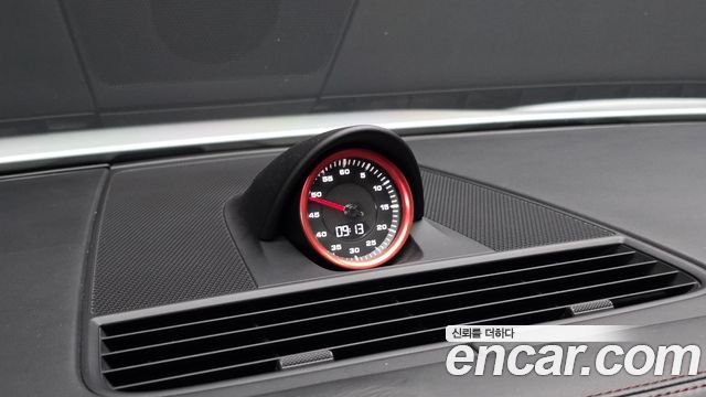 Porsche Panamera 2018 — photo 28