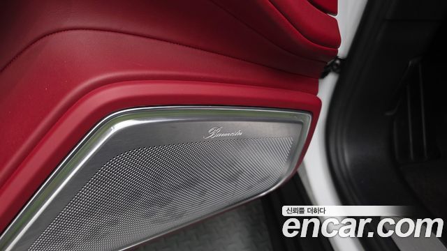 Porsche Panamera 2018 — photo 29