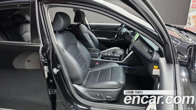 Kia K7 2021 — photo 16