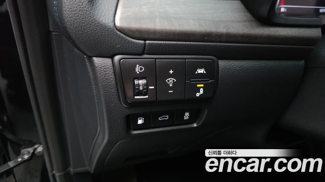 Kia K7 2021 — photo 40