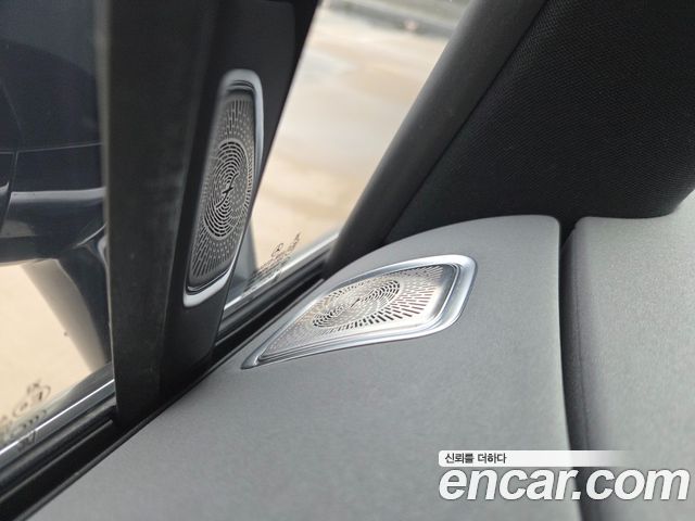 Mercedes-Benz EQS 2023 — photo 13