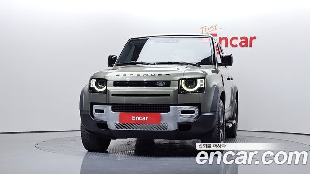 Land Rover Defender 2023 — photo 3