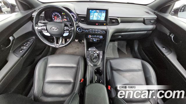 Hyundai Veloster 2019 — photo 10
