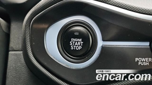 Hyundai Veloster 2019 — photo 29