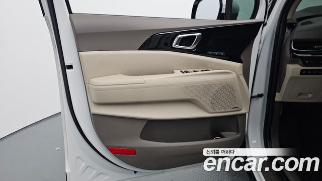 Kia Canival 2025 — photo 14
