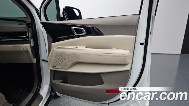 Kia Canival 2025 — photo 15